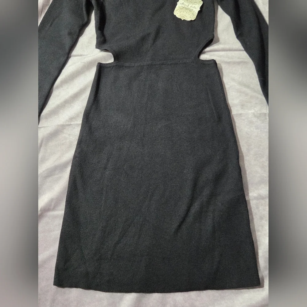 Altar’d State Black Tiered Cut Out SOFT Knit Mini Dress Womens Size Small NWT - Picture 2 of 7